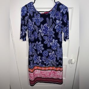 Colorful print dress size 6
